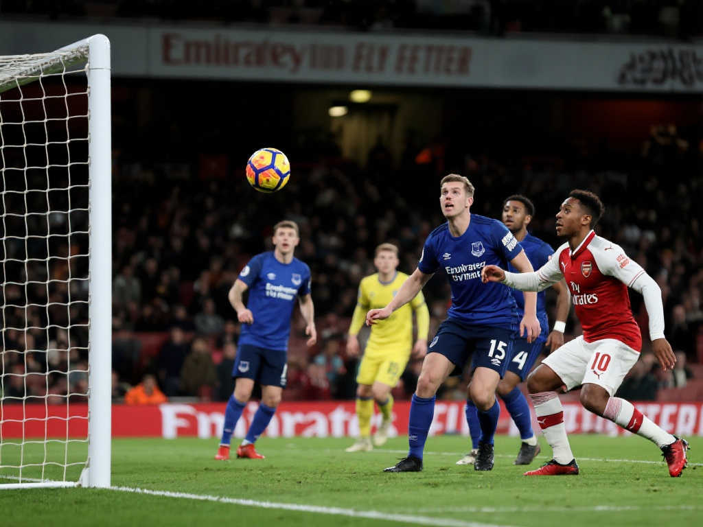 特隊的進攻 特隊的進攻